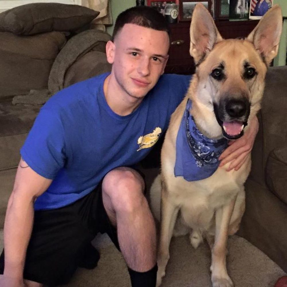 Meet your Posher, Brandon